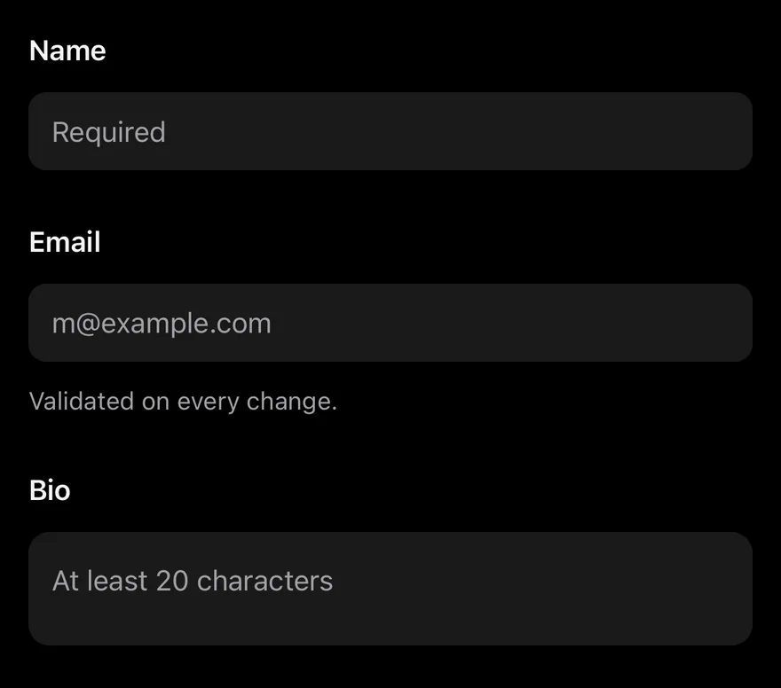 Field (validation) on iOS in dark mode