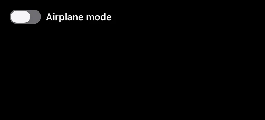 Switch (with label) on iOS in dark mode